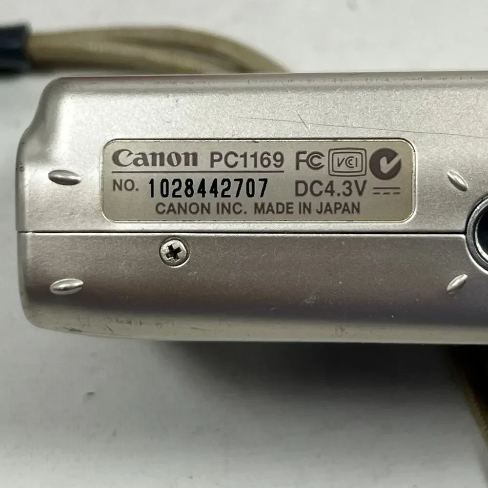 CANON PowerShot SD550 Digital ELPH Camera 7.1MP with Battery Gold Tested